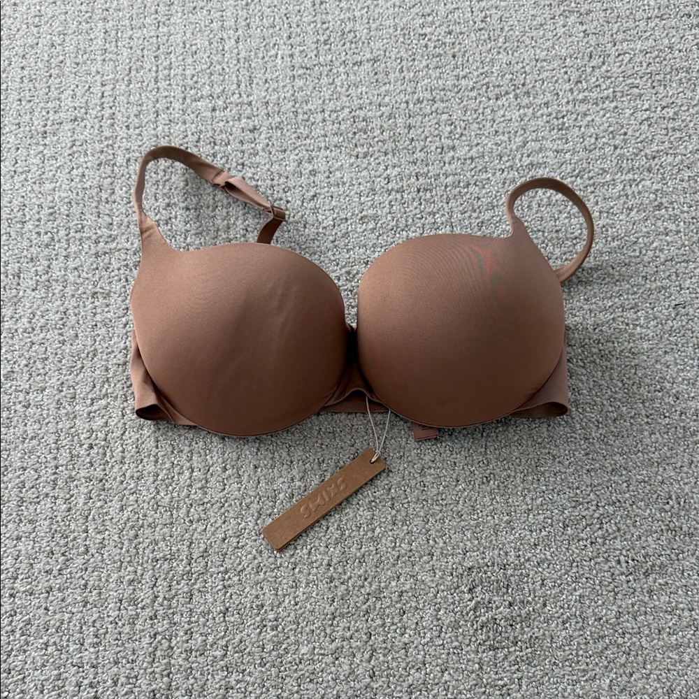 SKIMS Tan Bra push up